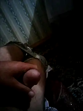 Snapshot of elik555 chatting on November 9, 2025, 10:30 pm elik555 online show from November 9, 2025, 10:30 pm