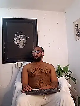 Snapshot of King_Malik chatting on February 3, 2026, 2:33 pm King Malik online show from February 3, 2026, 2:33 pm