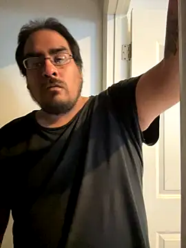 Snapshot of Matty_G88 chatting on October 13, 2025, 6:19 pm Matty G88 online show from October 13, 2025, 6:19 pm