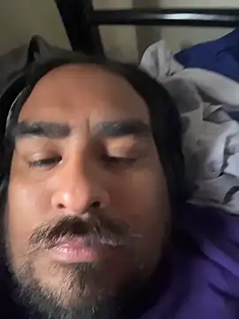 Snapshot of Matty_G88 chatting on December 17, 2025, 6:58 pm Matty G88 online show from December 17, 2025, 6:58 pm