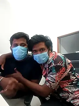 Snapshot of Tamiltopkaran chatting on October 5, 2025, 8:01 am Tamiltopkaran online show from October 5, 2025, 8:01 am