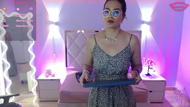 Rosalind tay online show from February 24, 2026, 11:30 am