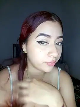 Snapshot of Chloe_Sky_love chatting on October 23, 2025, 3:50 am Chloe Sky love online show from October 23, 2025, 3:50 am