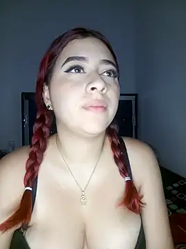 Snapshot of Chloe_Sky_love chatting on October 30, 2025, 5:31 am Chloe Sky love online show from October 30, 2025, 5:31 am