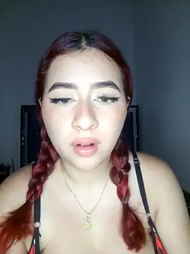 Snapshot of Chloe_Sky_love chatting on November 7, 2025, 4:01 am Chloe Sky love online show from November 7, 2025, 4:01 am