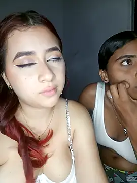 Snapshot of Chloe_Sky_love chatting on November 11, 2025, 4:23 am Chloe Sky love online show from November 11, 2025, 4:23 am