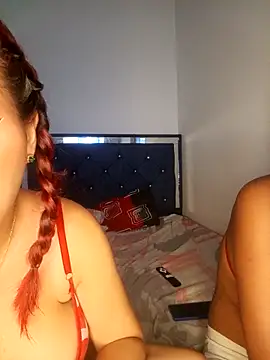 Snapshot of Chloe_Sky_love chatting on November 15, 2025, 1:47 am Chloe Sky love online show from November 15, 2025, 1:47 am