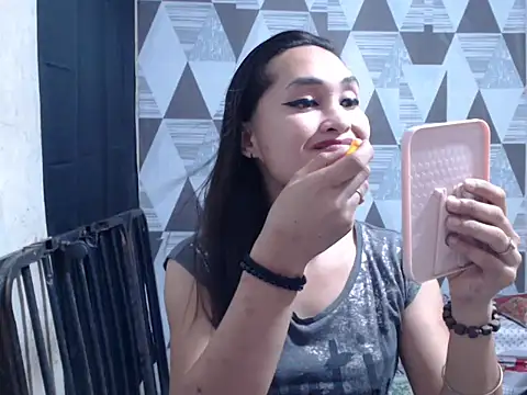 Wiynwyn Delamerced1989 online show from March 18, 2026, 3:20 am