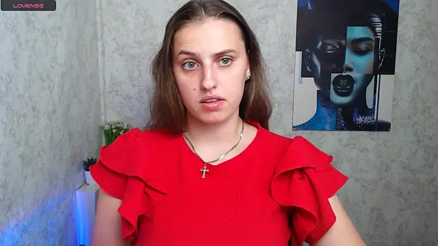 AmandaDimond  online show from May 26, 2026, 12:45 pm