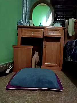 Snapshot of SexyQueen99 chatting on November 15, 2025, 10:15 pm SexyQueen99 online show from November 15, 2025, 10:15 pm