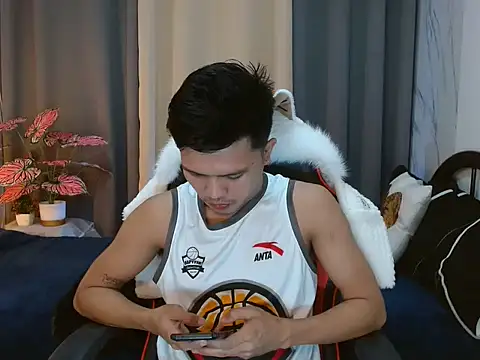 Snapshot of YourNaughtyTwink_69 chatting on March 8, 2026, 6:55 pm YourNaughtyTwink 69 online show from March 8, 2026, 6:55 pm