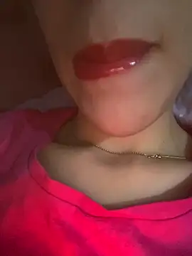 Mimisixo online show from September 26, 2025, 2:21 pm