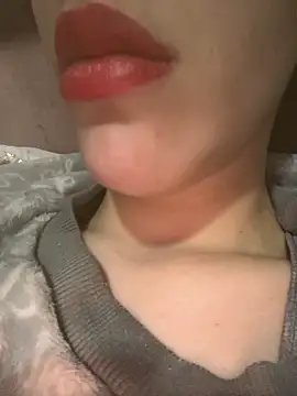 Snapshot of Mimisixo chatting on February 21, 2026, 12:22 am Mimisixo online show from February 21, 2026, 12:22 am