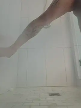 Cnutt310 online show from November 5, 2025, 8:53 pm