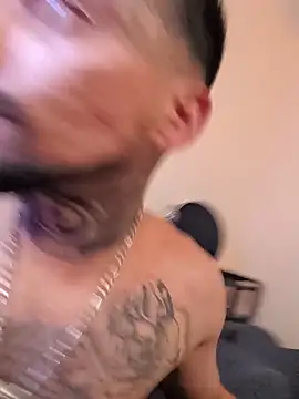 Snapshot of Cnutt310 chatting on February 6, 2026, 4:10 pm Cnutt310 online show from February 6, 2026, 4:10 pm