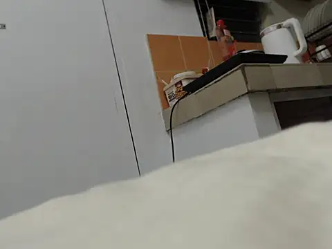 cumwhat me online show from February 18, 2026, 2:35 pm