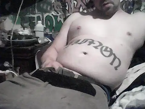 Snapshot of Twoslipperywhenwett chatting on November 28, 2025, 2:36 am Twoslipperywhenwett online show from November 28, 2025, 2:36 am