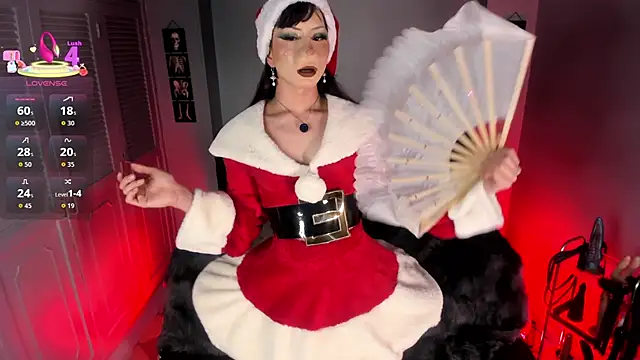 Snapshot of Draculairis chatting on December 19, 2025, 10:17 pm Draculairis online show from December 19, 2025, 10:17 pm