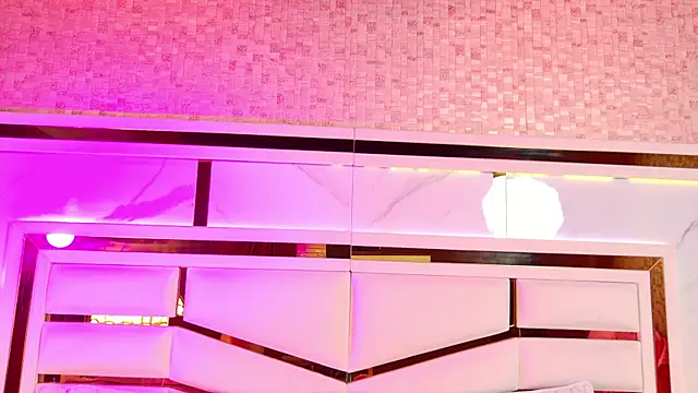 Snapshot of ambar_rosse25 chatting on November 23, 2025, 11:43 am ambar rosse25 online show from November 23, 2025, 11:43 am