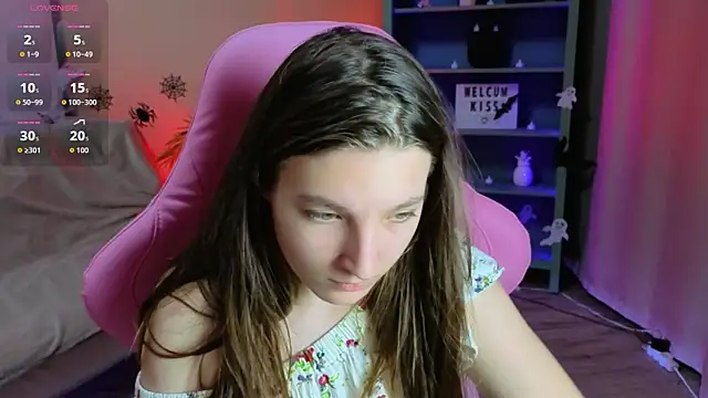 Mia Myles online show from November 2, 2025, 10:28 am