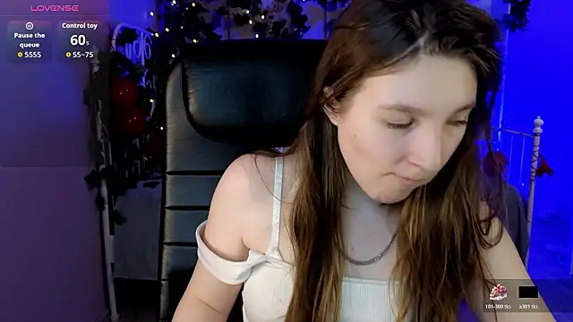 Snapshot of Mia_Myles chatting on February 17, 2026, 10:34 am Mia Myles online show from February 17, 2026, 10:34 am