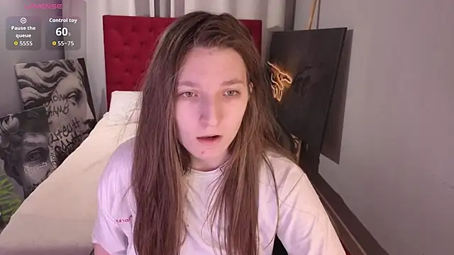 Snapshot of Mia_Myles chatting on March 4, 2026, 2:23 pm Mia Myles online show from March 4, 2026, 2:23 pm