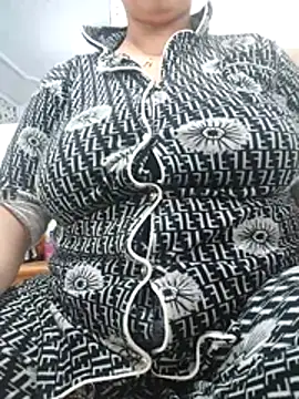 Snapshot of rousaa chatting on December 2, 2025, 4:02 pm rousaa online show from December 2, 2025, 4:02 pm