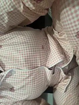 Snapshot of sexyriya____ chatting on October 22, 2025, 5:02 pm sexyriya online show from October 22, 2025, 5:02 pm