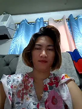 lustlushlady6 online show from October 26, 2025, 8:31 am