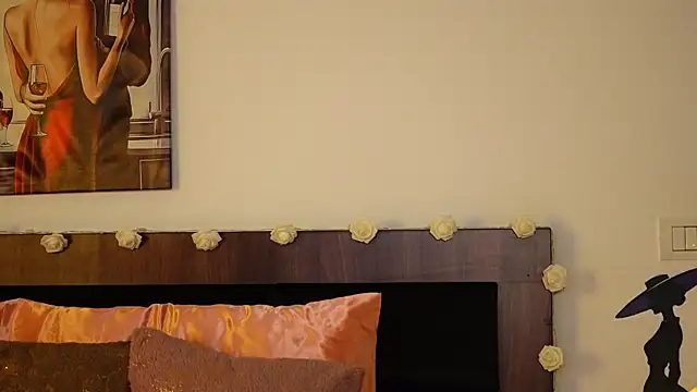 TanyaJade888 online show from November 17, 2025, 9:31 pm