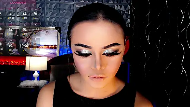 Asiansignificantxx online show from December 1, 2025, 9:31 pm