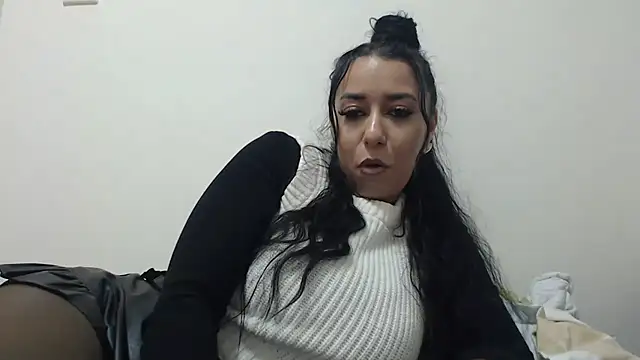 Snapshot of Maryem637048 chatting on February 1, 2026, 1:20 pm Maryem637048 online show from February 1, 2026, 1:20 pm