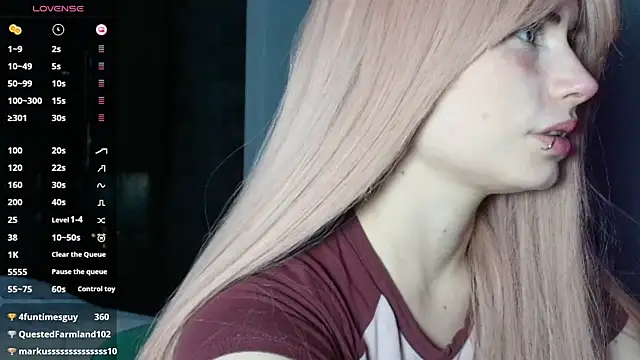 Snapshot of PieraMarch chatting on November 23, 2025, 7:57 pm PieraMarch online show from November 23, 2025, 7:57 pm