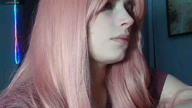 Snapshot of PieraMarch chatting on January 18, 2026, 8:12 pm PieraMarch online show from January 18, 2026, 8:12 pm