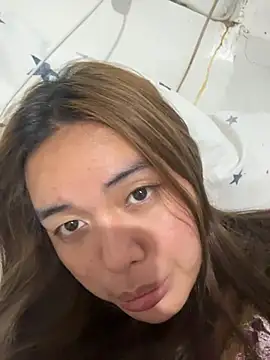 Snapshot of urasianlady chatting on February 3, 2026, 6:57 pm urasianlady online show from February 3, 2026, 6:57 pm