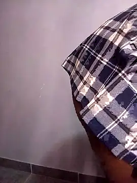 shy-lillyX22 online show from March 23, 2026, 6:50 am