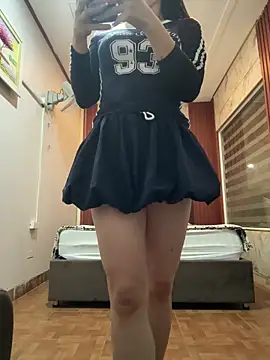 Meii-meyy online show from October 9, 2025, 2:59 pm