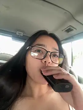 Snapshot of aaliyah_walker chatting on February 12, 2026, 5:13 am aaliyah walker online show from February 12, 2026, 5:13 am