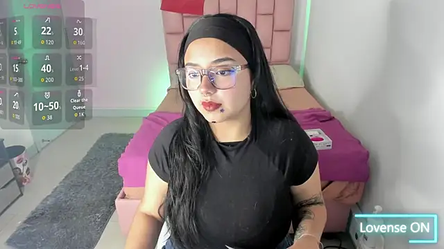 Snapshot of SofiDoll_cg chatting on September 23, 2025, 12:30 pm SofiDoll cg online show from September 23, 2025, 12:30 pm