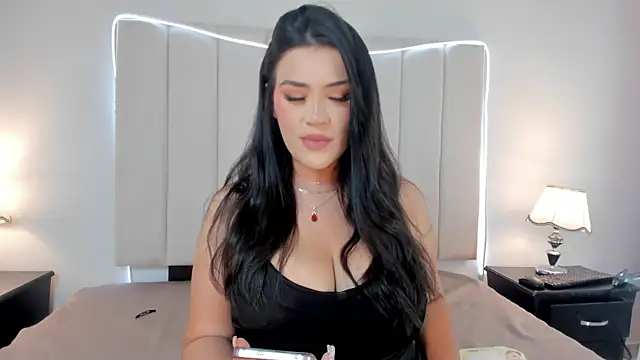 Snapshot of InnaVolkova chatting on May 27, 2026, 2:03 pm InnaVolkova online show from May 27, 2026, 2:03 pm