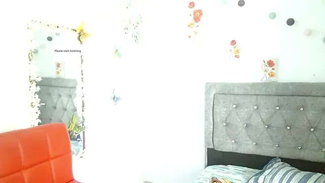 Snapshot of Meriilyn_Monroe724 chatting on October 20, 2025, 5:35 pm Meriilyn Monroe724 online show from October 20, 2025, 5:35 pm