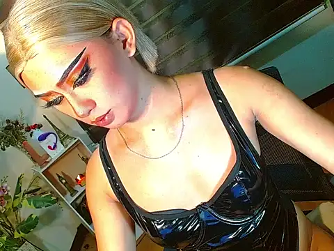 Queen yasii 88 online show from April 8, 2026, 3:01 pm