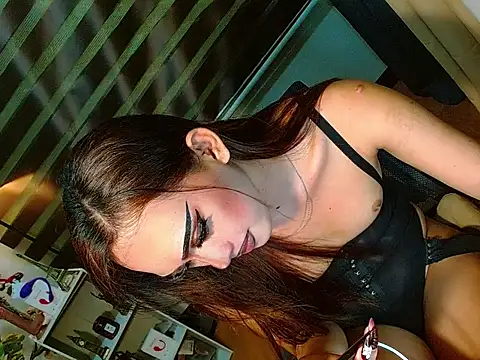 Queen yasii 88 online show from April 15, 2026, 7:58 pm