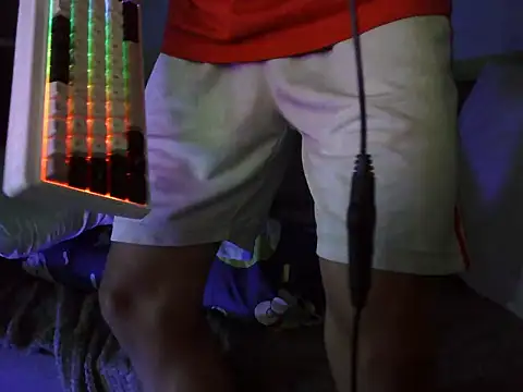 boyhigh1997 online show from September 13, 2025, 7:08 am