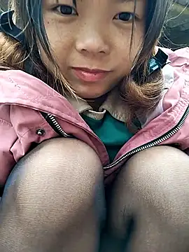 Snapshot of Rioo122 chatting on December 4, 2025, 1:48 am Rioo122 online show from December 4, 2025, 1:48 am