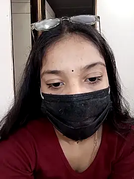 Snapshot of Cute_Rakhi8 chatting on November 24, 2025, 4:45 am Cute Rakhi8 online show from November 24, 2025, 4:45 am