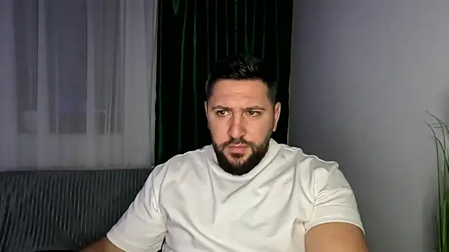 Gold Alpha Boy online show from February 4, 2026, 9:09 pm