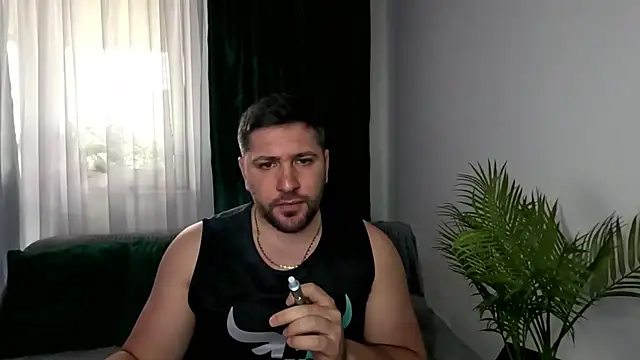 Gold Alpha Boy online show from May 20, 2026, 12:11 pm