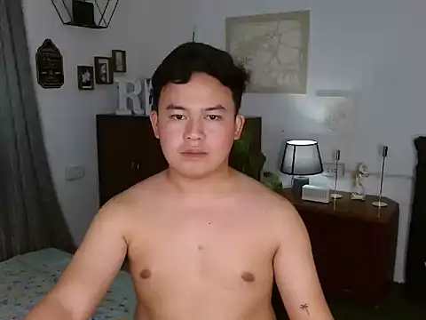 Snapshot of annocentboy chatting on October 2, 2025, 3:52 pm annocentboy online show from October 2, 2025, 3:52 pm