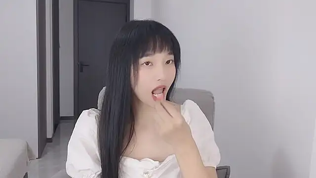 Snapshot of Lisa-3333 chatting on September 12, 2025, 1:55 pm Lisa-3333 online show from September 12, 2025, 1:55 pm